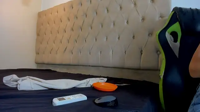 Naomis 35 online show from 02.04.26