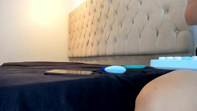 Naomis 35 online show from 02.23.26