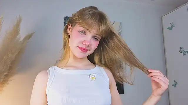 pienaple online show from 10.26.25