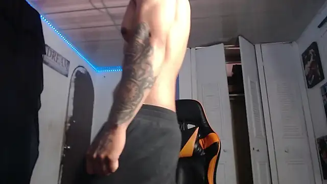 Snapshot of Chrys_harris77 chatting on 09.26.25 Chrys harris77 online show from 09.26.25