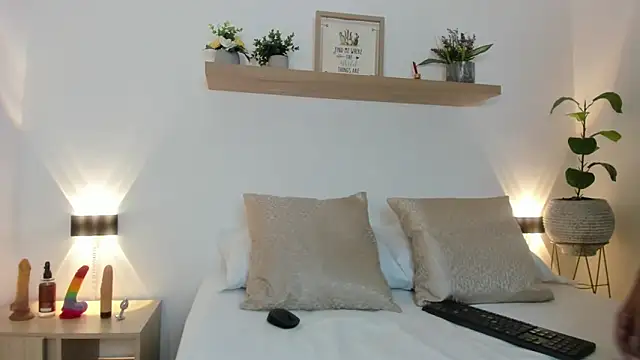 molly lovee  online show from 06.08.26