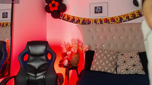 SalvadorFit online show from 10.29.25