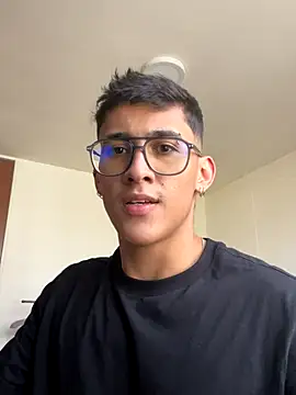 SalvadorFit online show from 11.22.25