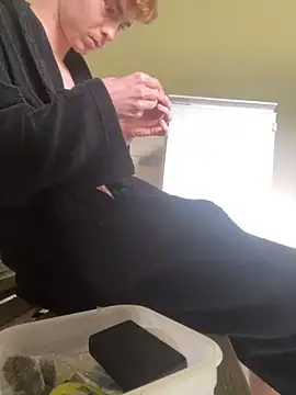 Snapshot of Randy9222 chatting on 10.11.25 Randy9222 online show from 10.11.25