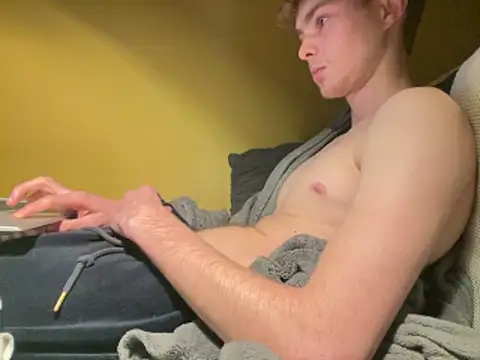 Snapshot of Randy9222 chatting on 12.13.25 Randy9222 online show from 12.13.25