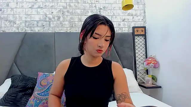 KENDRAOWEN online show from 10.02.25