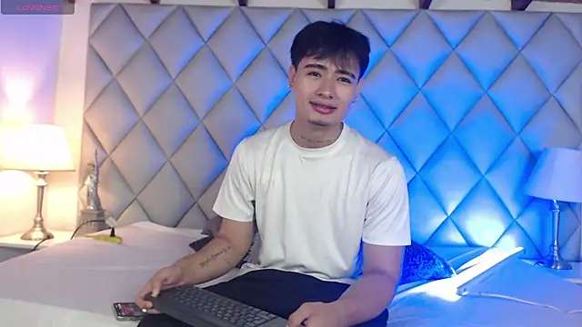 Clement Reyes online show from 11.11.25