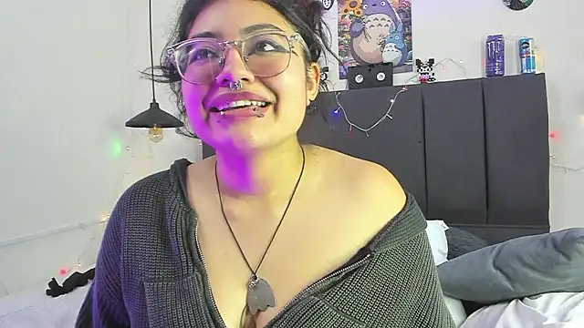 SabrinaV  online show from 02.21.26