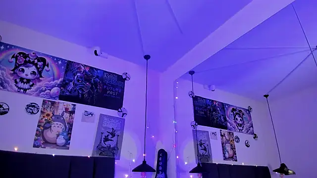 SabrinaV  online show from 05.25.26