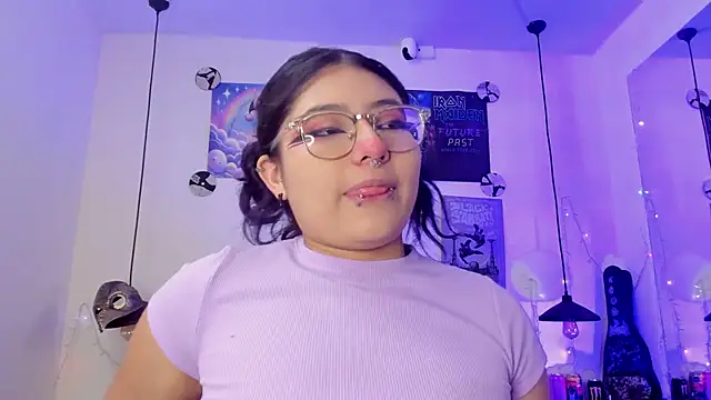 SabrinaV  online show from 07.23.26
