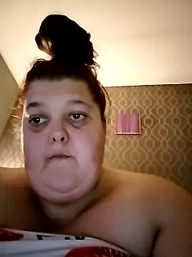 SassyClassyxox online show from 10.16.25