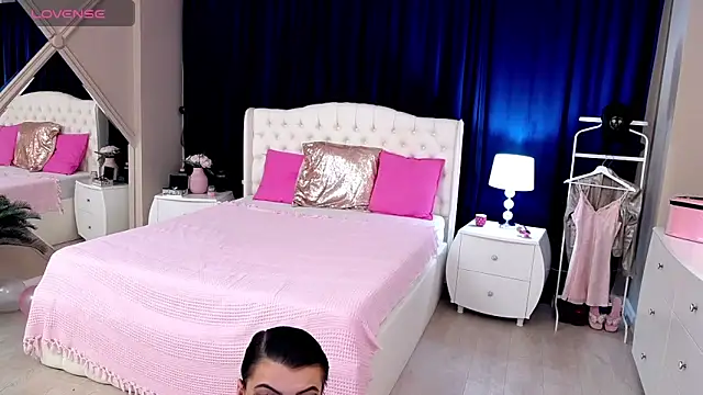 Vanilux Butter online show from 10.15.25