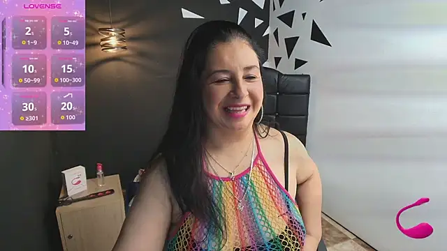 AgataThompson  online show from 09.22.25