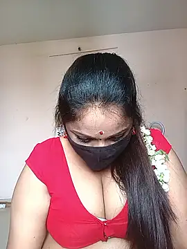 queendivya online show from 03.31.26