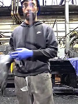 Snapshot of Justahungdad chatting on 10.14.25 Justahungdad online show from 10.14.25