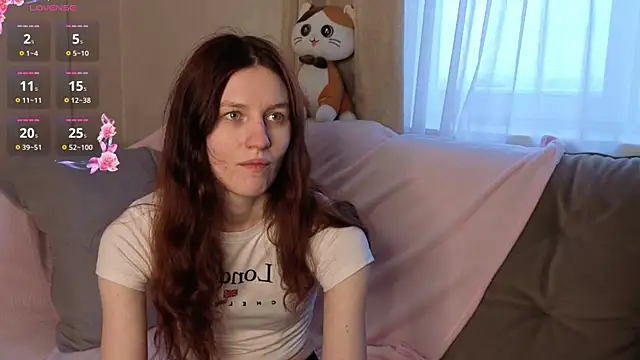 Snapshot of Little_rosy chatting on 12.15.25 Little rosy online show from 12.15.25