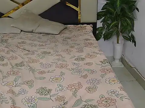 Lovelyy-couple online show from 11.13.25