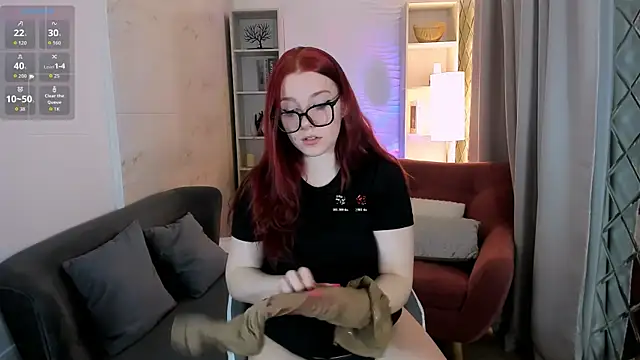 Snapshot of Layla_Glam chatting on 04.30.26 Layla Glam online show from 04.30.26