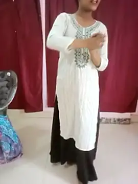 pari rani7 online show from 10.15.25