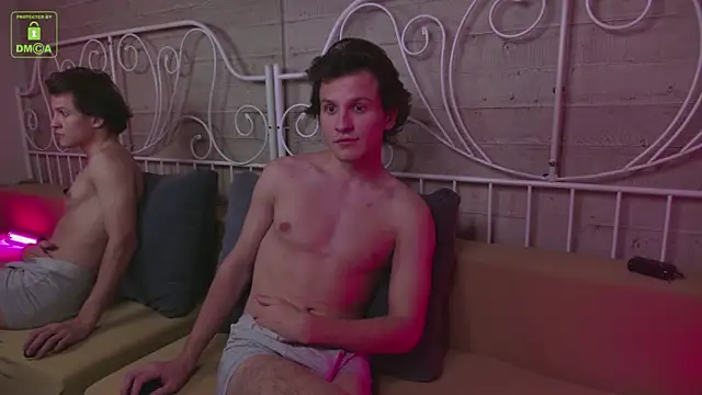 Snapshot of JesseCrosss chatting on 11.07.25 JesseCrosss online show from 11.07.25