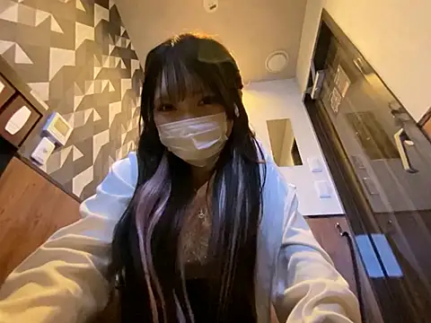 Snapshot of Yua_nyan_cute chatting on 09.19.25 Yua nyan cute online show from 09.19.25