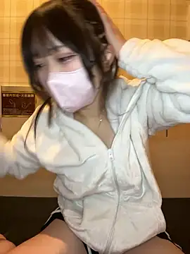 Snapshot of Yua_nyan_cute chatting on 10.06.25 Yua nyan cute online show from 10.06.25