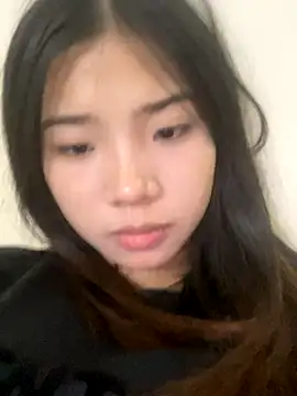 Snapshot of -Tania- chatting on 09.24.25 -Tania- online show from 09.24.25