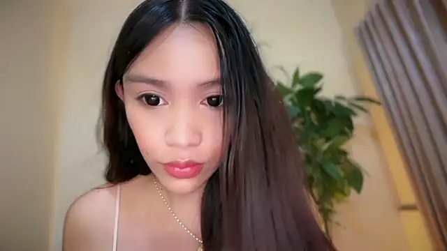 UrIdealGirl Jade online show from 07.18.26