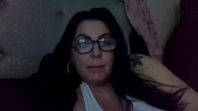 Snapshot of Rileyxxx69 chatting on 05.16.26 Rileyxxx69 online show from 05.16.26