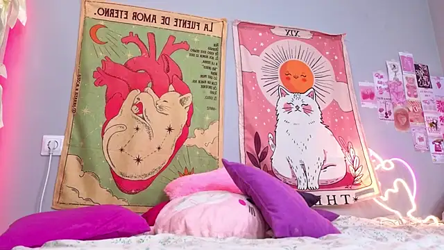 Leri Dells online show from 04.08.26