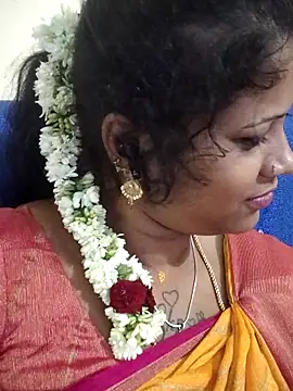 sweetqueen143 online show from 11.21.25