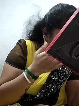 sweetqueen143 online show from 04.12.26