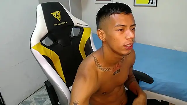 Nando coll online show from 10.20.25