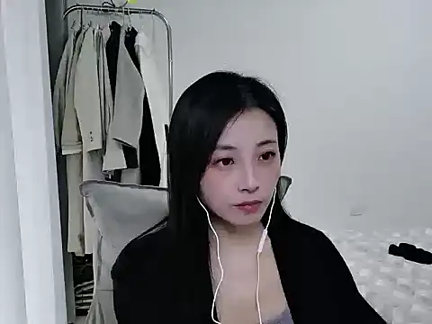 Mien-MM online show from 10.17.25