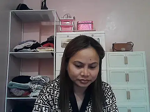 Snapshot of Amarrahlyn chatting on 07.17.26 Amarrahlyn online show from 07.17.26