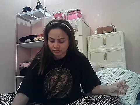 Snapshot of Amarrahlyn chatting on 07.25.26 Amarrahlyn online show from 07.25.26