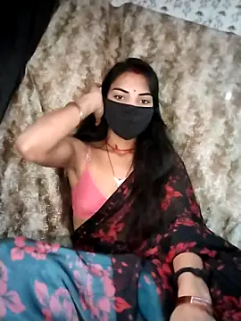 PRACHI-743 online show from 11.04.25