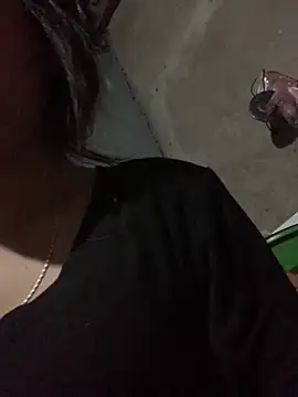 Snapshot of Halyy_xx chatting on 02.17.26 Halyy xx online show from 02.17.26