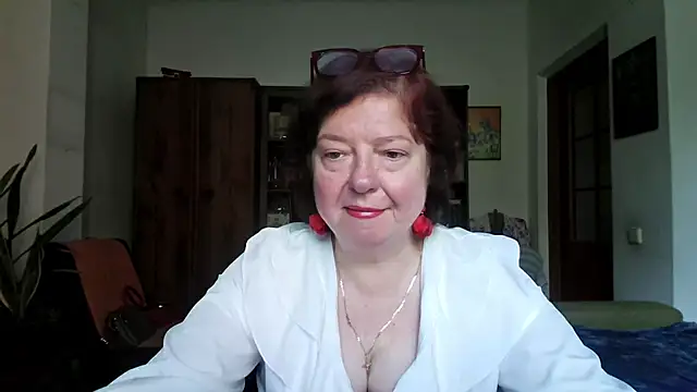 Violet Pulse online show from 06.05.26