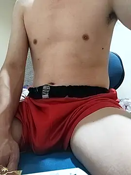 Snapshot of VIncent_mimi chatting on 10.01.25 VIncent mimi online show from 10.01.25