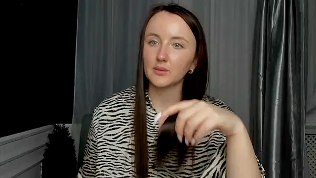 LilaWinks online show from 10.18.25