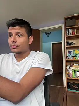 Snapshot of AnotherJuan_ chatting on 09.25.25 AnotherJuan online show from 09.25.25