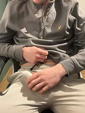 Snapshot of Lazzzo12 chatting on 01.09.26 Lazzzo12 online show from 01.09.26