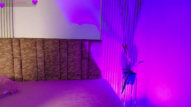 Missdionne curly online show from 03.11.26