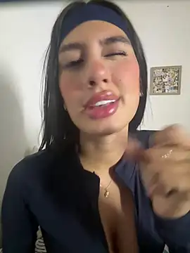 Julieta Duque online show from 06.16.26