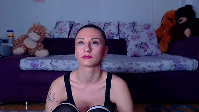CassieSpell online show from 04.23.26