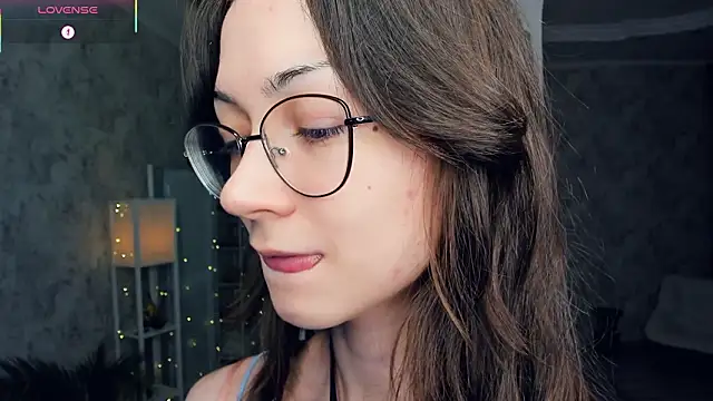 ReneeLippeatt online show from 02.10.26