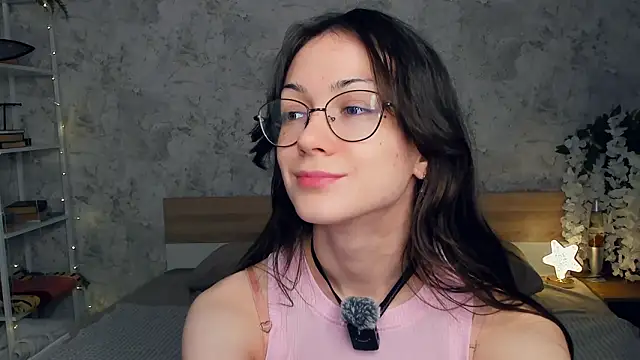 ReneeLippeatt online show from 02.13.26