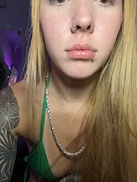 Ayla wiens online show from 03.27.26