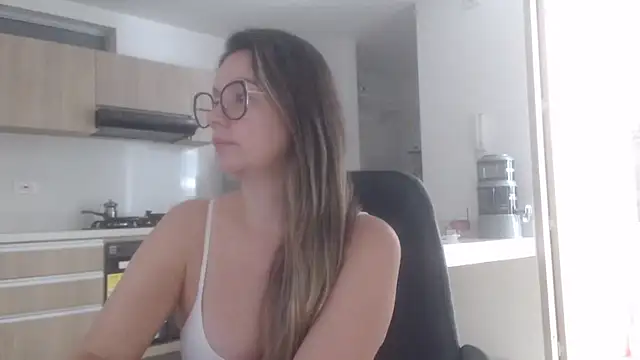 LovePaula online show from 06.26.26